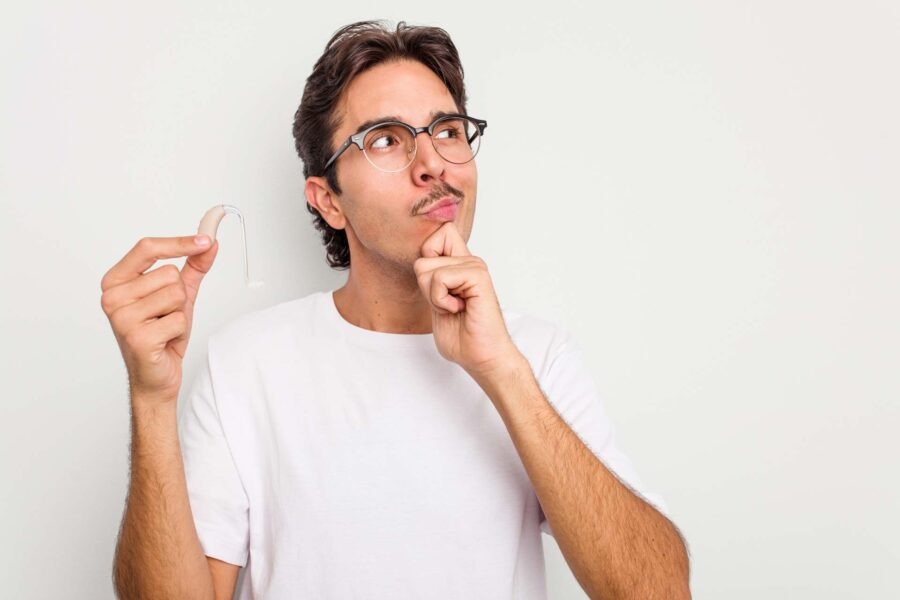Quando Trocar o Aparelho Auditivo: Qual Momento Certo?